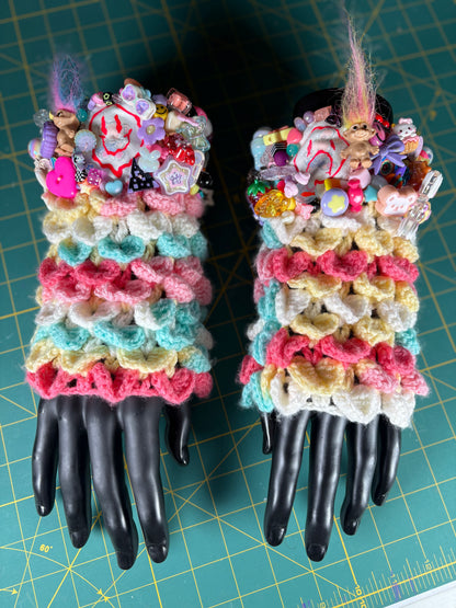 MIXED FEELINGS Fingerless gloves