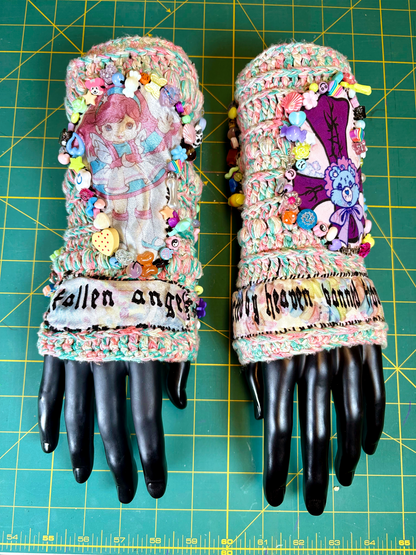FALLEN ANGEL Fingerless gloves