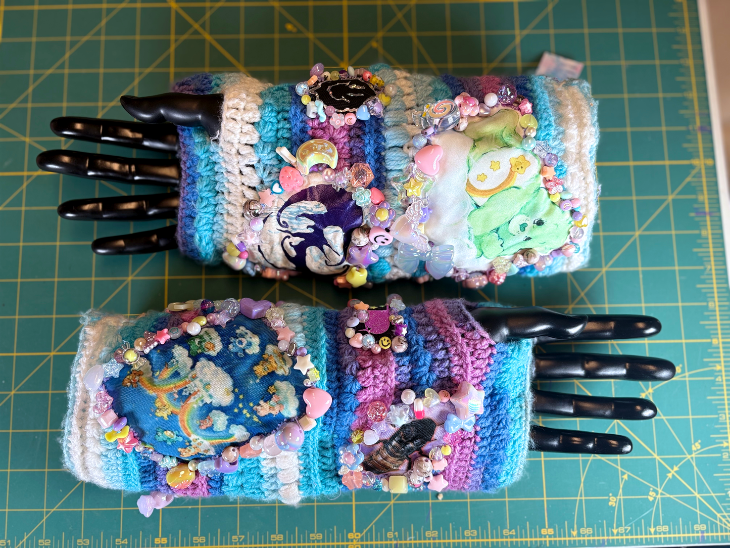 NOSTALGIC FROST Armwarmers