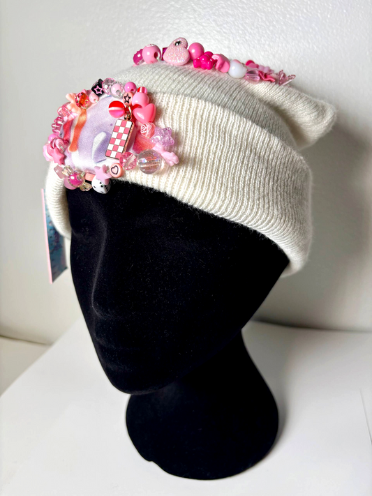 LOVECORE PANSY Beanie