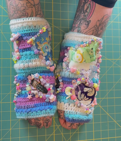 NOSTALGIC FROST Armwarmers